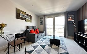Seaside Apt With Harbour View